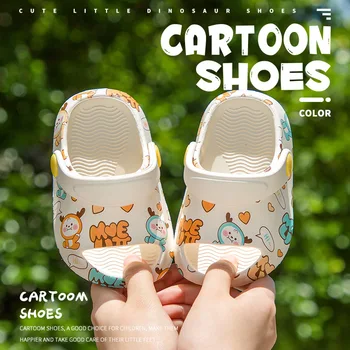 Новые летние детские сандалии Тапочки EVA Мультяшная детская Пляжная садовая домашняя обувь для мальчиков и девочек, обувь для пещер с мягкой подошвой для малышей