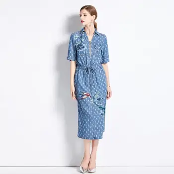 2023 Летнее французское Элегантное Платье из джинсовой ткани с цветочным принтом, завязками на талии, застежкой-молнией с V-образным вырезом, высокое качество